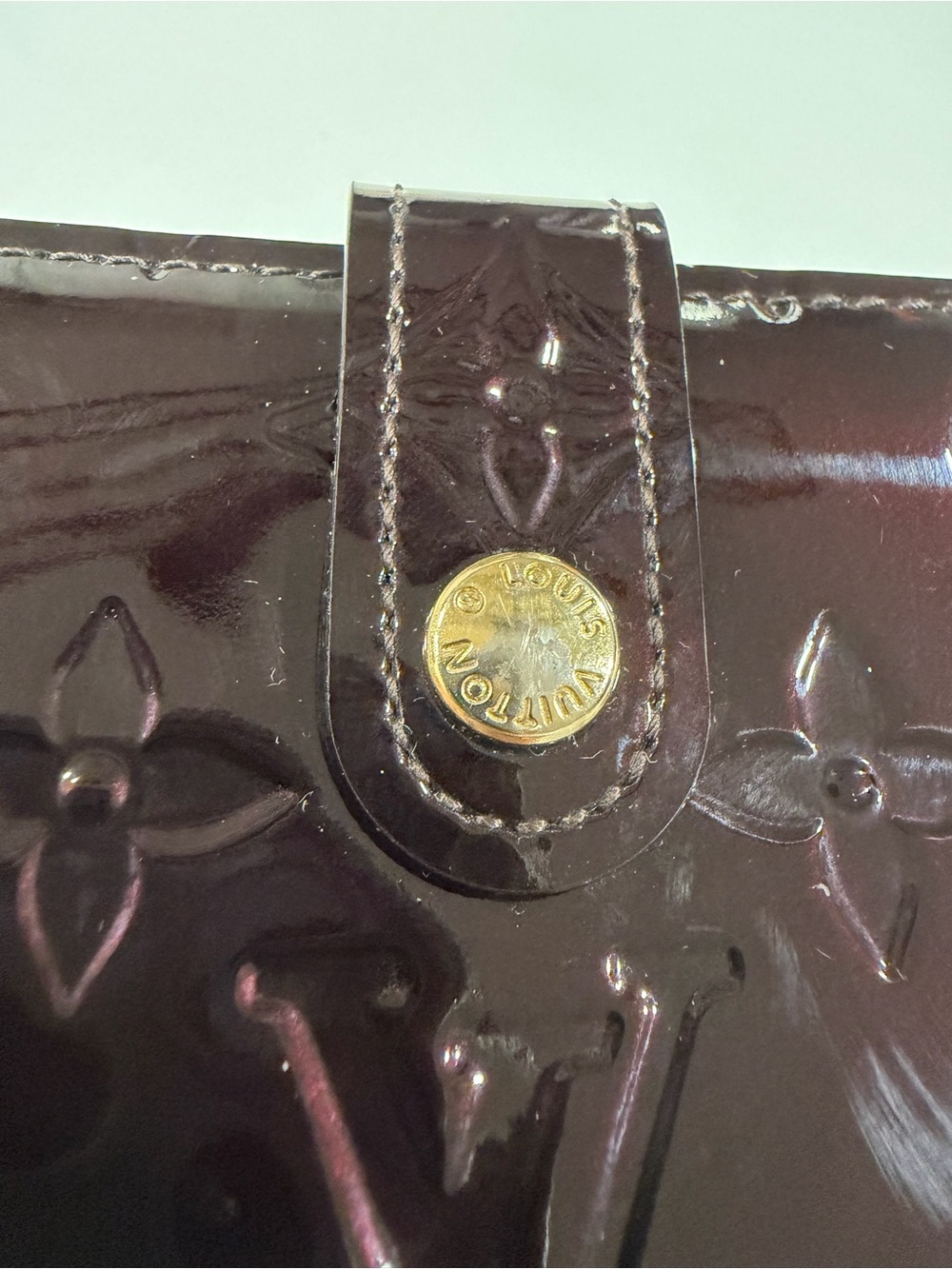 ✨ Authentic Louis Vuitton Vernis Kiss Lock Wallet – Great Condition ✨ w/ Entrupy - Picture 2 of 10
